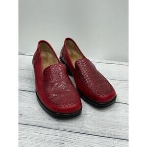 Nurture Womens Snakeskin Shoes Square Toe Slip On Leather Maroon Size 9M